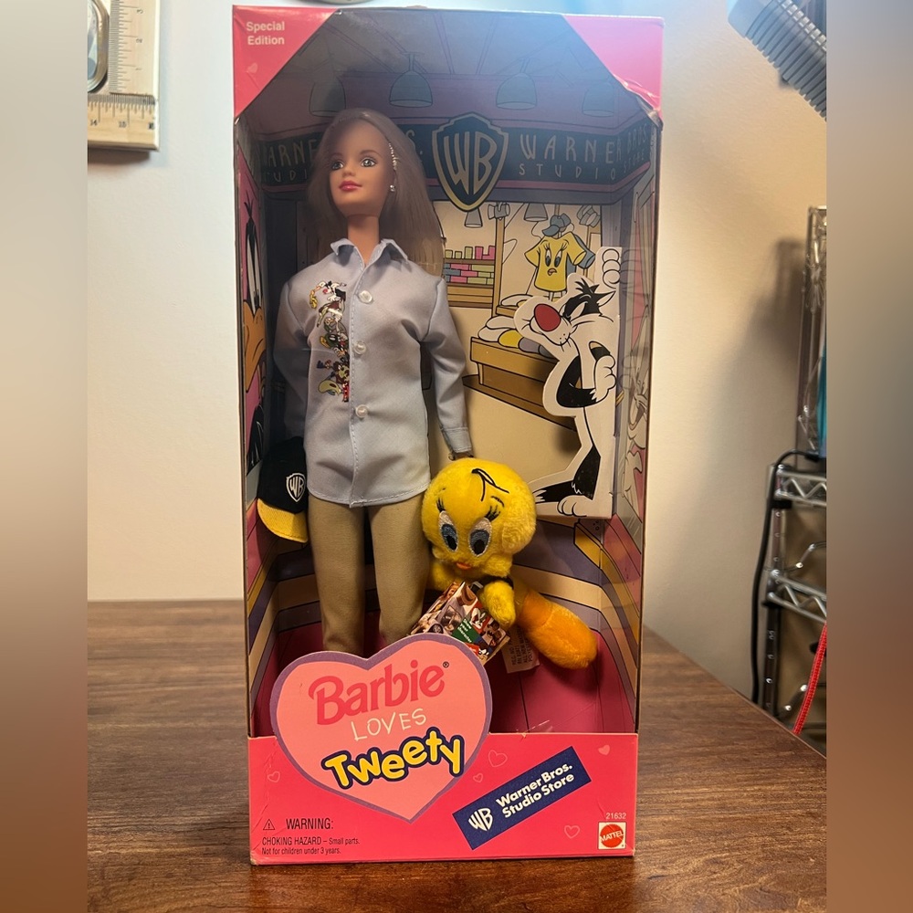 Barbie Loves Tweety (1998)